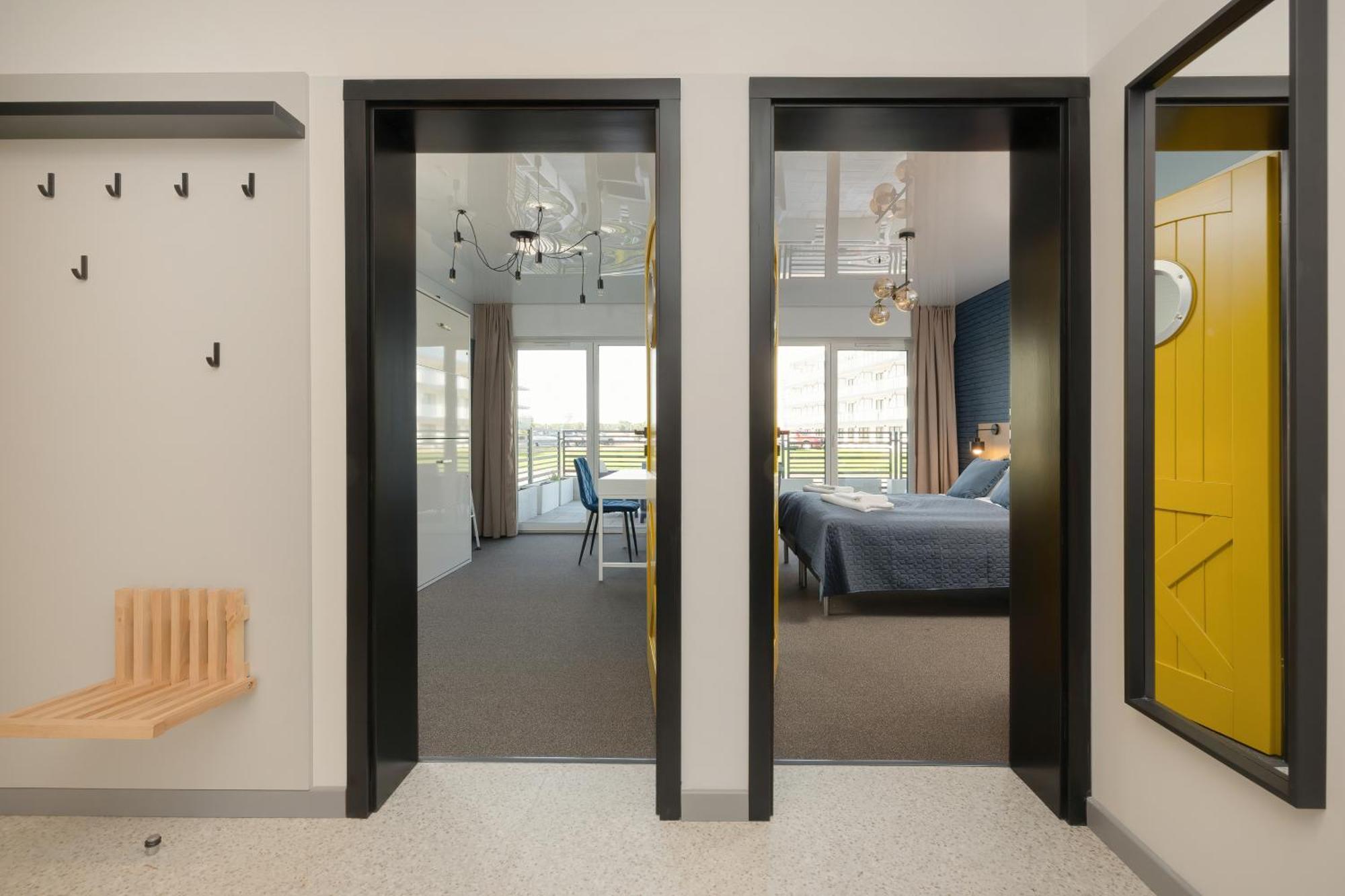 Apartment Grey - - Basen - - Parking- Taras Dziwnow
